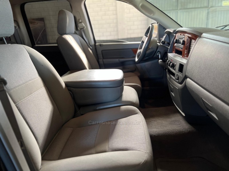 RAM 5.9 2500 SLT 4X4 CD I6 24V TURBO DIESEL 4P AUTOMÁTICO - 2006 - CAXIAS DO SUL
