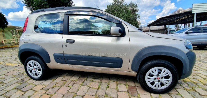 UNO 1.0 EVO WAY 8V FLEX 2P MANUAL - 2012 - CAXIAS DO SUL