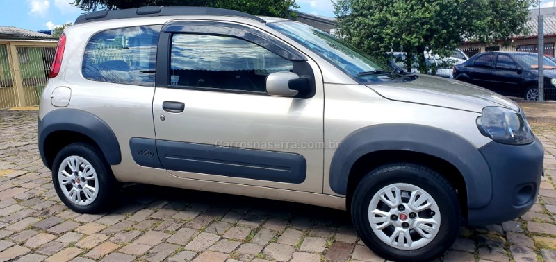 UNO 1.0 EVO WAY 8V FLEX 2P MANUAL - 2012 - CAXIAS DO SUL