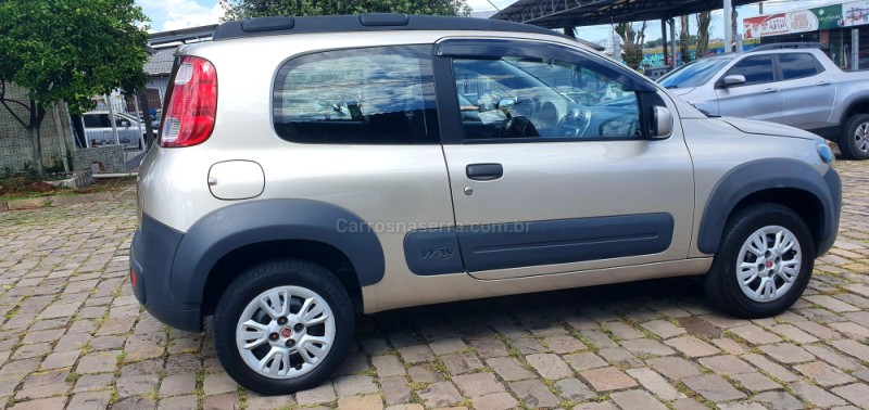 UNO 1.0 EVO WAY 8V FLEX 2P MANUAL - 2012 - CAXIAS DO SUL