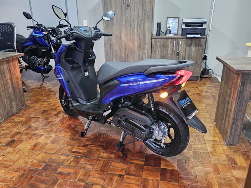 FLUO 125 ABS  - 2025 - CAMPO BOM