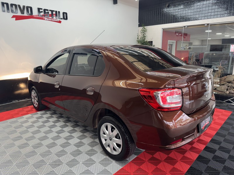 LOGAN 1.6 EXPRESSION 8V FLEX 4P MANUAL - 2015 - CAXIAS DO SUL