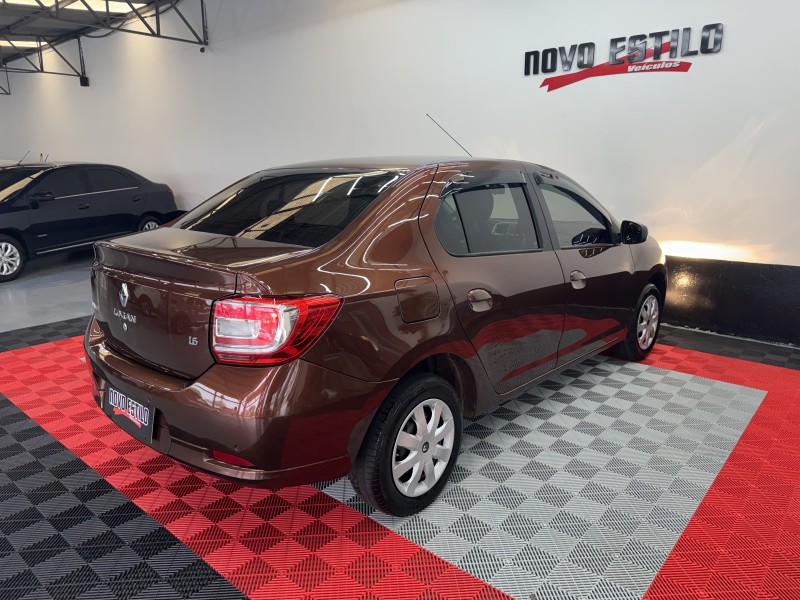 LOGAN 1.6 EXPRESSION 8V FLEX 4P MANUAL - 2015 - CAXIAS DO SUL