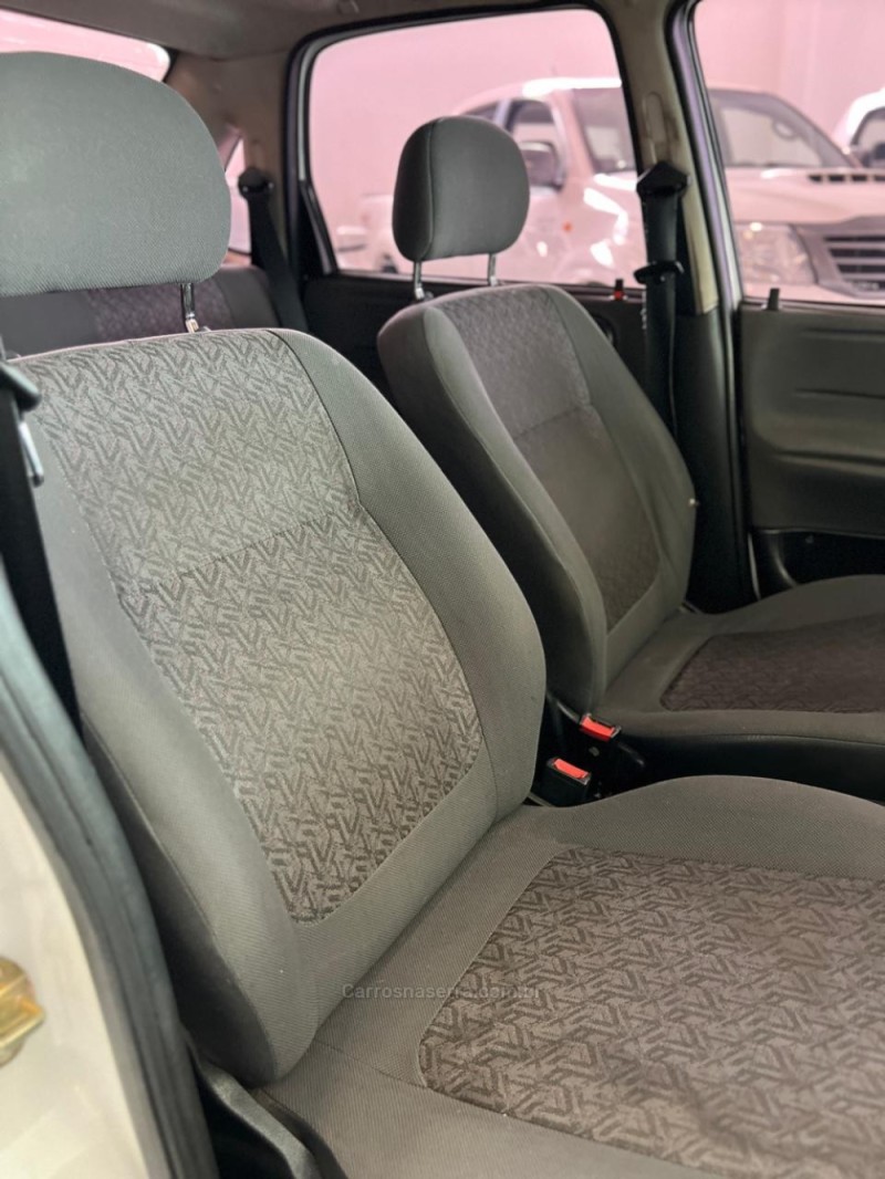 CORSA 1.0 MPFI CLASSIC SEDAN 8V GASOLINA 4P MANUAL - 2004 - BENTO GONçALVES