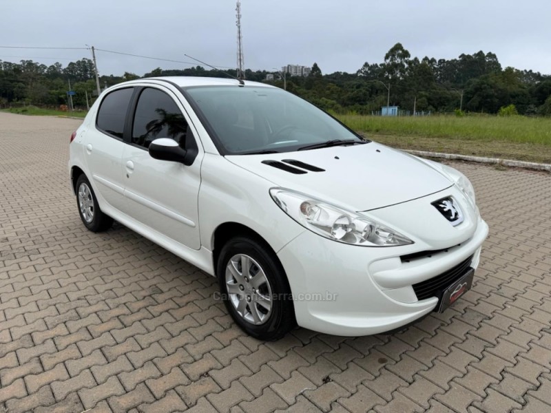 207 1.4 ACTIVE 8V FLEX 4P MANUAL - 2013 - IVOTI