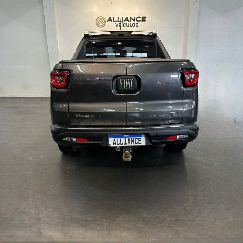 TORO 2.0 16V TURBO DIESEL VOLCANO AT9 4X4 AUTOMÁTICO - 2024 - CAXIAS DO SUL