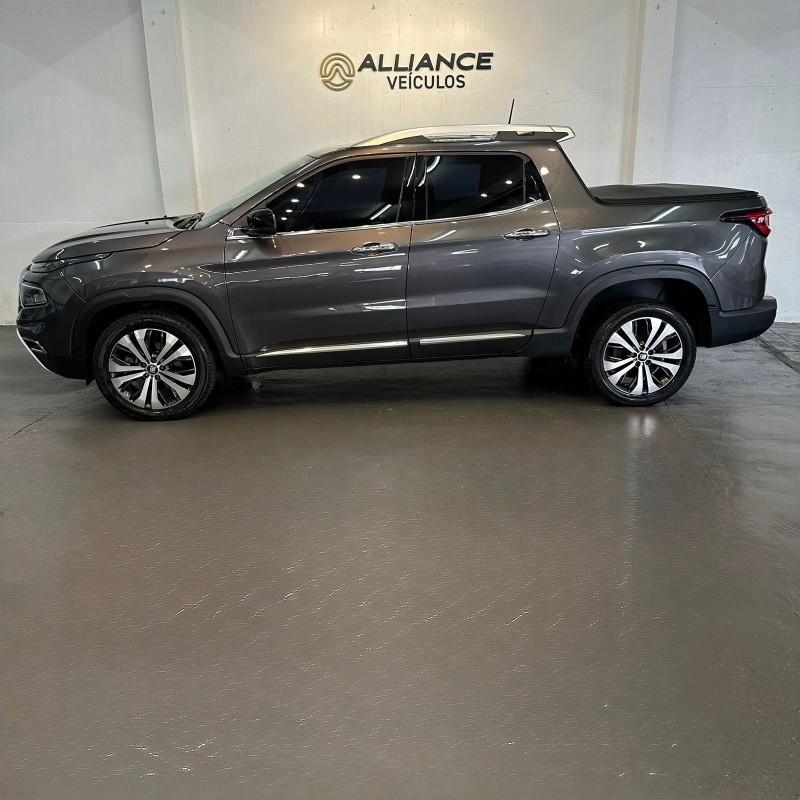 TORO 2.0 16V TURBO DIESEL VOLCANO AT9 4X4 AUTOMÁTICO - 2024 - CAXIAS DO SUL