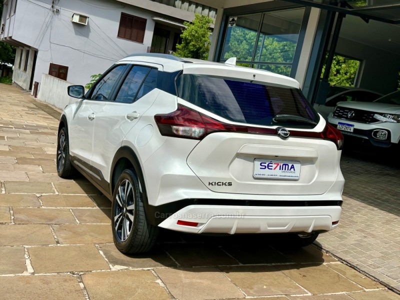 KICKS 1.6 ADVANCE 16V PLUS CVT FLEX 4P AUTOMÁTICO - 2023 - GUAPORé