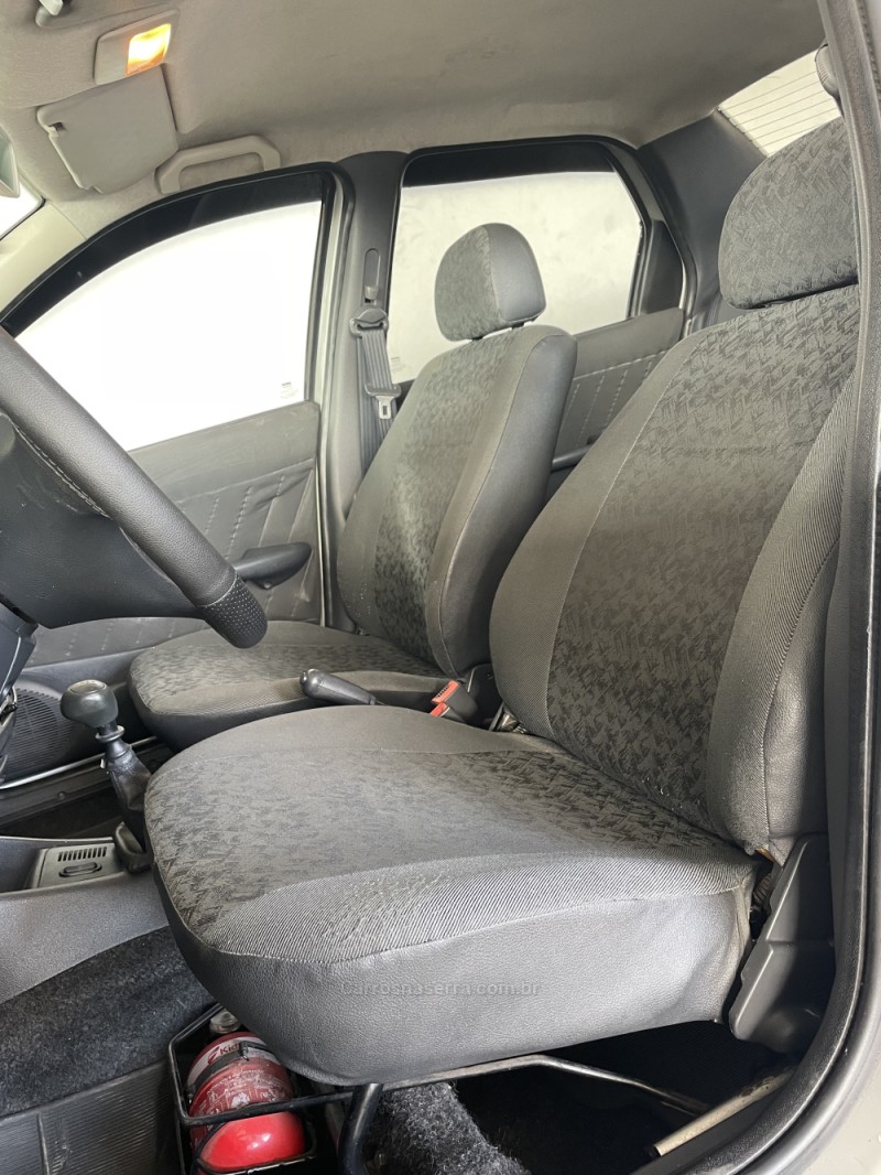 SIENA 1.0 MPI FIRE 8V FLEX 4P MANUAL - 2010 - PAROBé