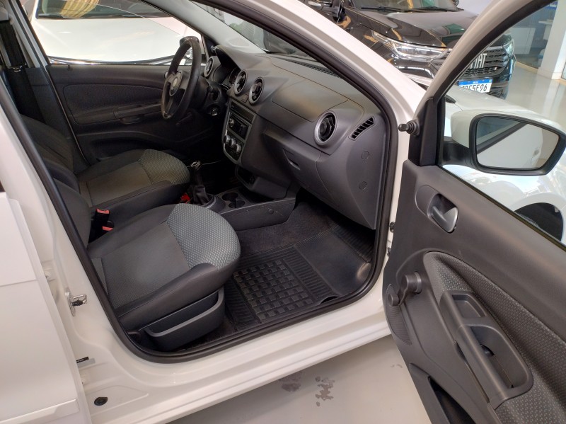 GOL 1.0 MI 8V FLEX 4P MANUAL G.V - 2013 - BENTO GONçALVES