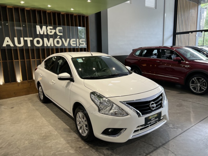 VERSA 1.6 16V FLEX SV 4P XTRONIC - 2020 - CAXIAS DO SUL