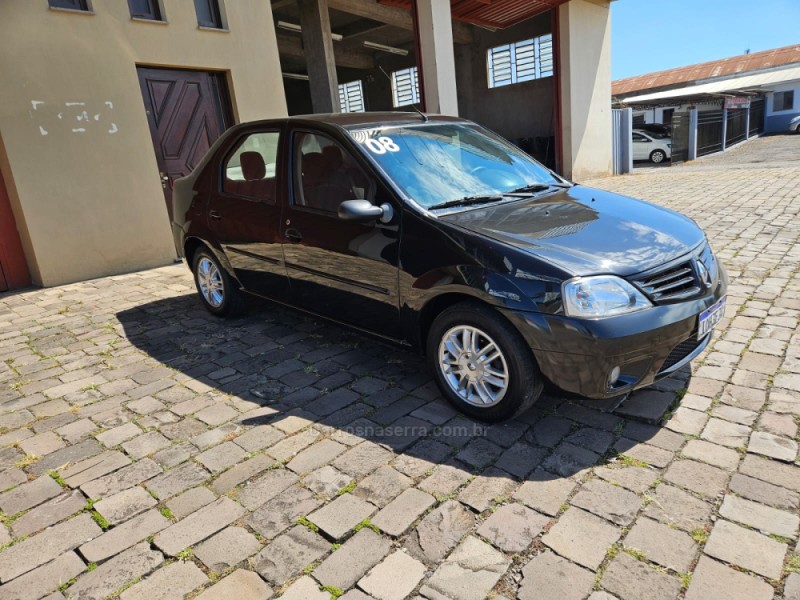 LOGAN 1.6 DYNAMIQUE 8V FLEX 4P MANUAL - 2008 - VERANóPOLIS