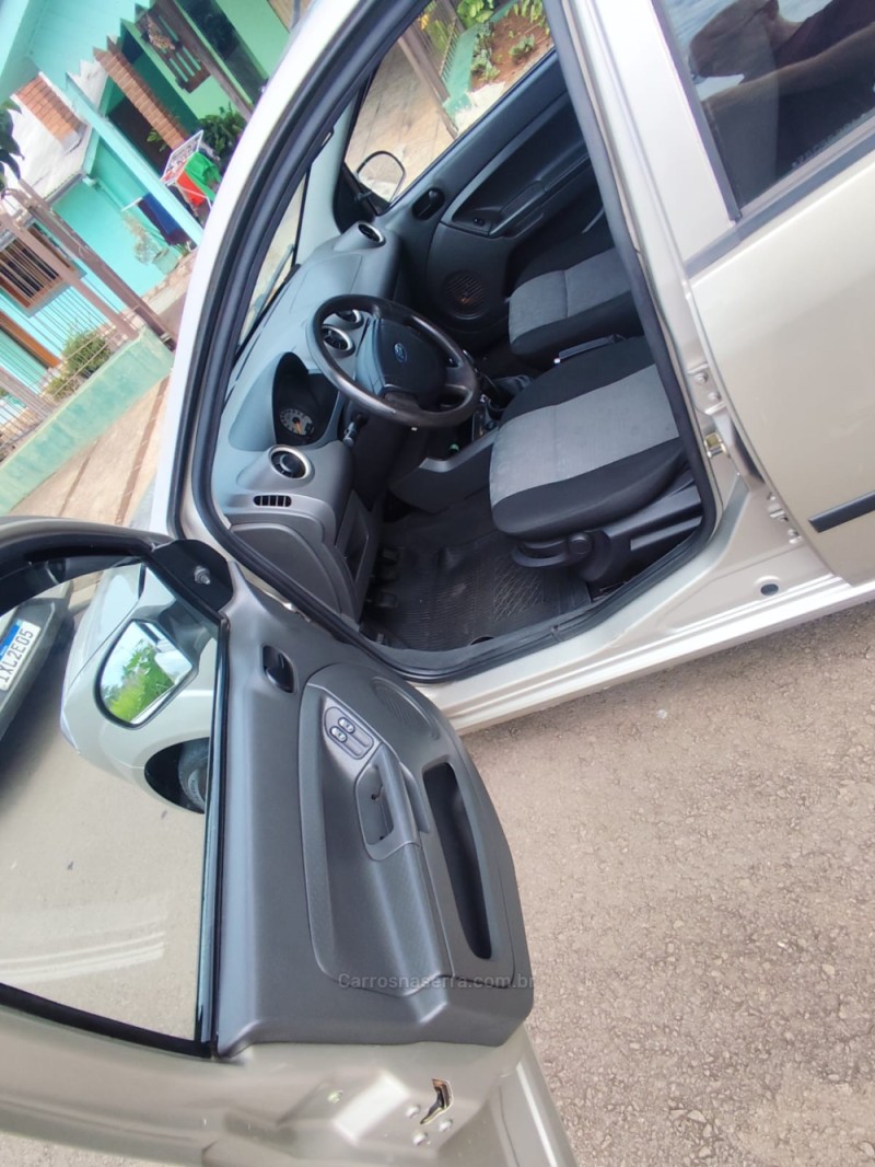 FIESTA 1.0 MPI CLASS HATCH 8V FLEX 4P MANUAL - 2006 - BENTO GONçALVES
