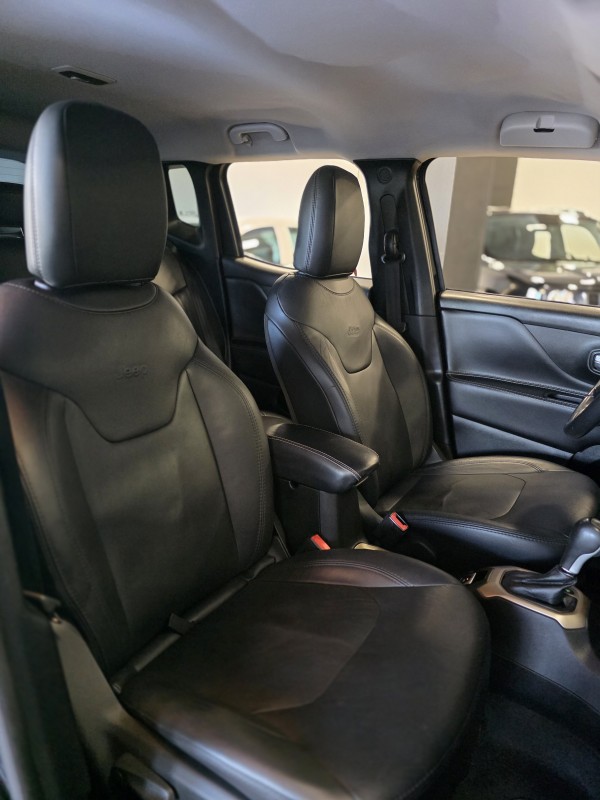 RENEGADE 1.8 16V FLEX LONGITUDE 4P AUTOMÁTICO - 2017 - CAXIAS DO SUL