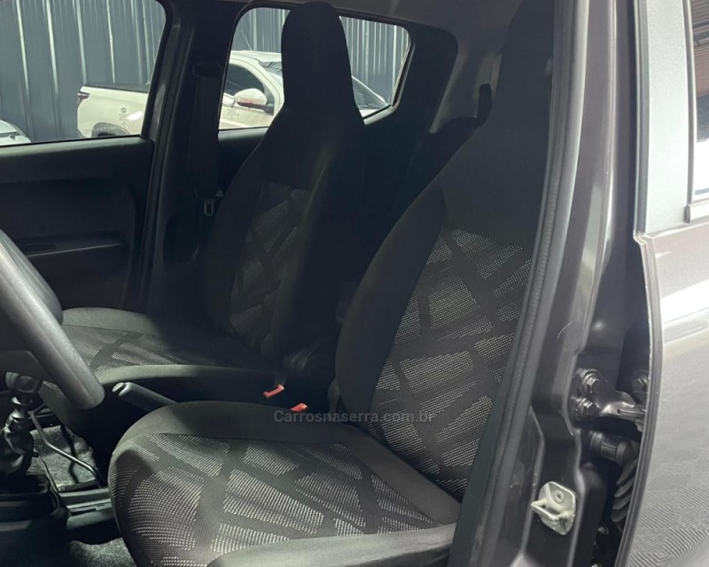 MOBI 1.0 8V EVO FLEX LIKE. MANUAL - 2021 - VACARIA