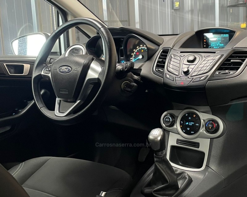 FIESTA 1.6 SE HATCH 16V FLEX 4P MANUAL - 2014 - VACARIA