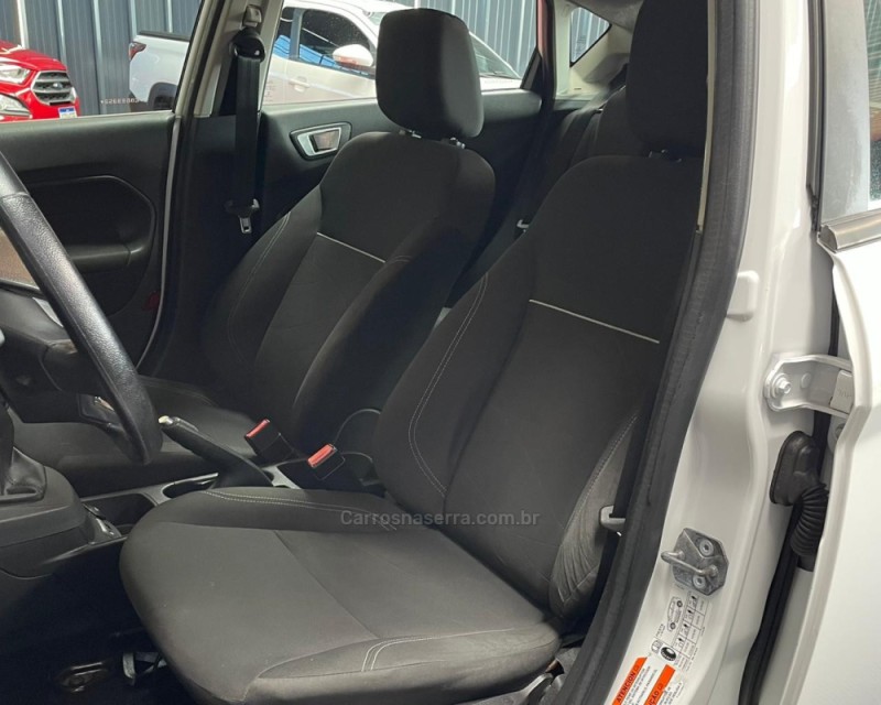 FIESTA 1.6 SE HATCH 16V FLEX 4P MANUAL - 2014 - VACARIA