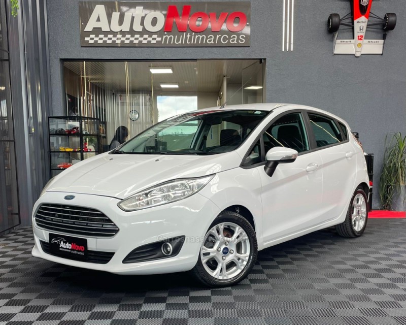 fiesta 1.6 se hatch 16v flex 4p manual 2014 vacaria