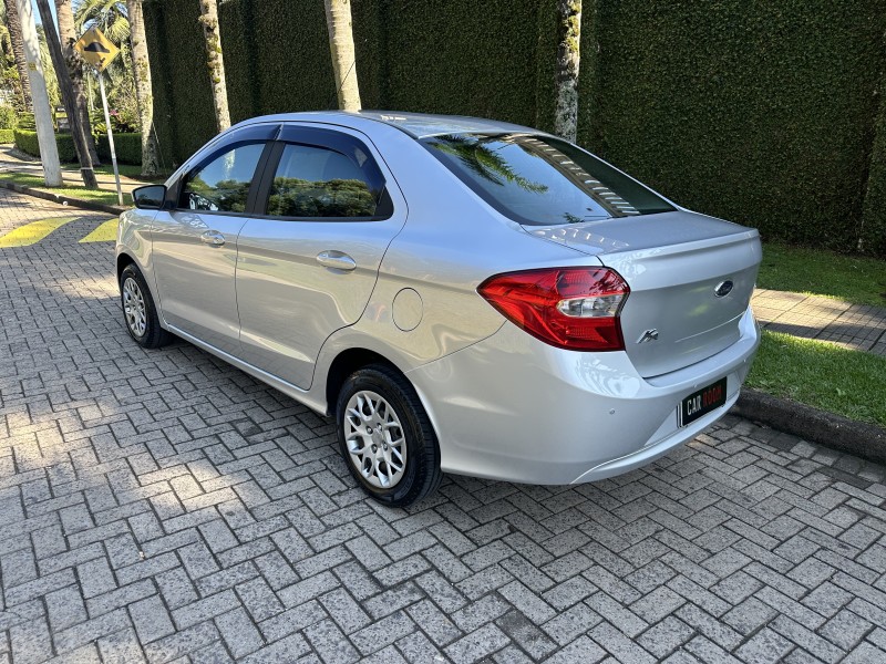 KA 1.5 SE SEDAN 16V FLEX 4P MANUAL - 2017 - CAXIAS DO SUL