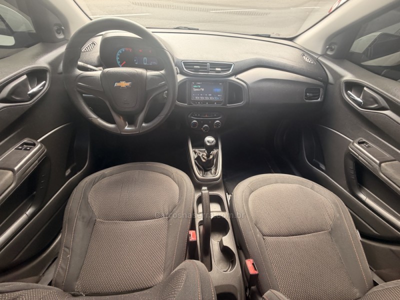 ONIX 1.4 MPFI LT 8V FLEX 4P MANUAL - 2015 - FARROUPILHA
