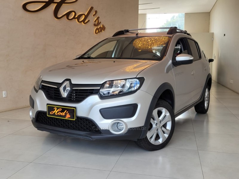 sandero 1.6 stepway 8v flex 4p automatizado 2018 canela