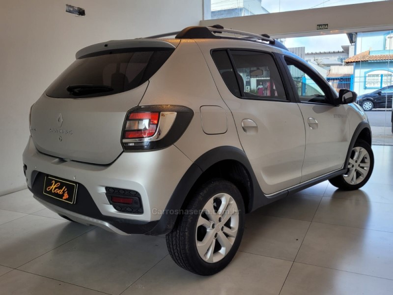SANDERO 1.6 STEPWAY 8V FLEX 4P AUTOMATIZADO - 2018 - CANELA