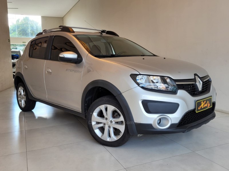 SANDERO 1.6 STEPWAY 8V FLEX 4P AUTOMATIZADO - 2018 - CANELA