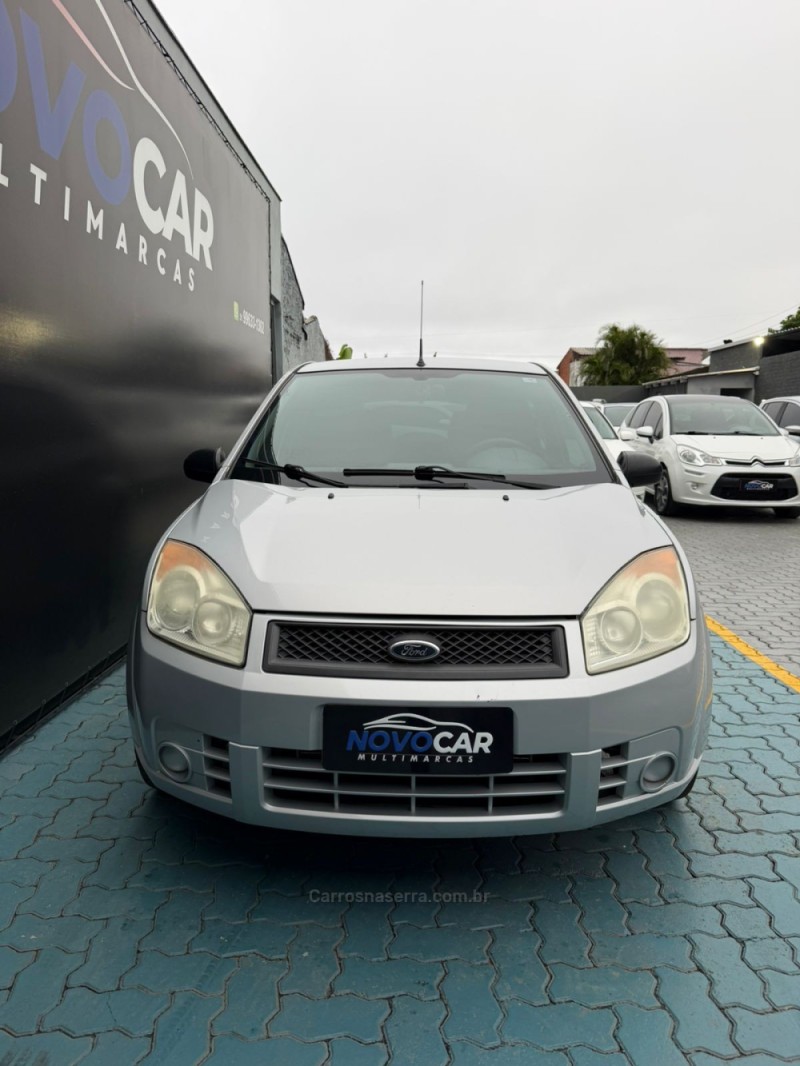 FIESTA 1.0 SE 8V FLEX 4P MANUAL - 2010 - ESTâNCIA VELHA
