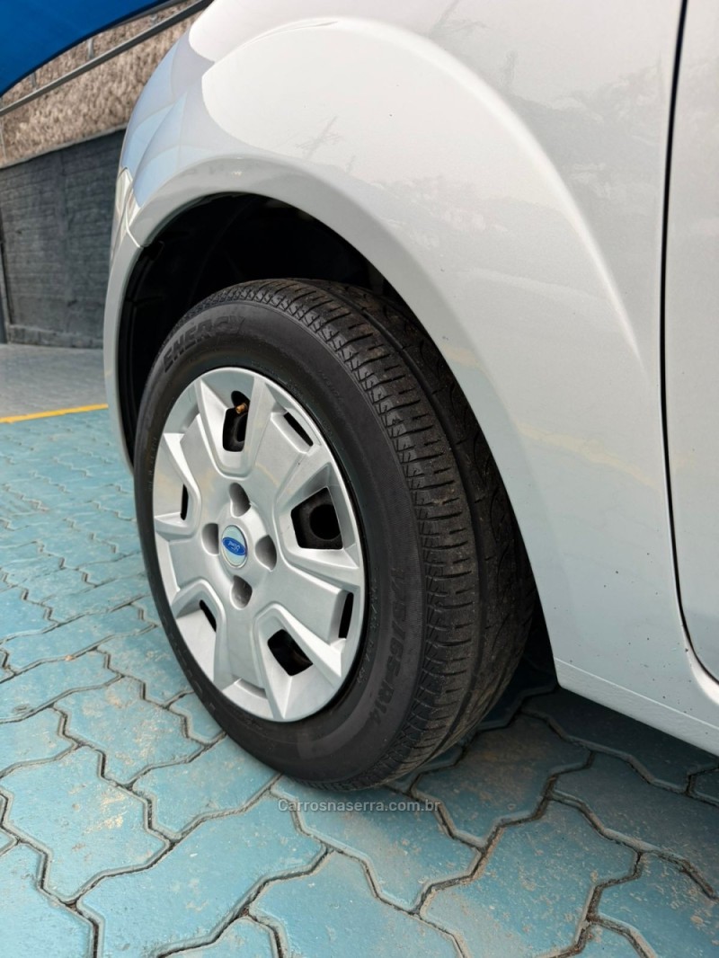 FIESTA 1.0 SE 8V FLEX 4P MANUAL - 2010 - ESTâNCIA VELHA