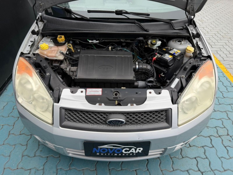 FIESTA 1.0 SE 8V FLEX 4P MANUAL - 2010 - ESTâNCIA VELHA