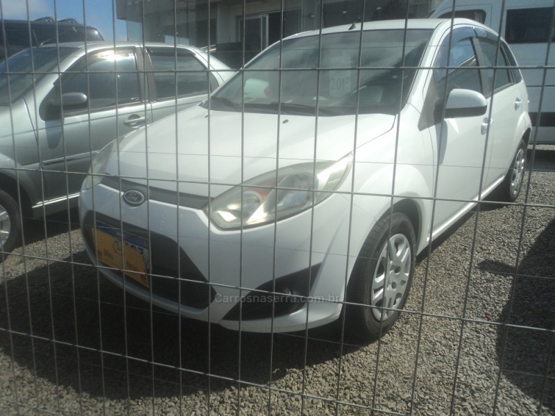 FIESTA 1.6 MPI CLASS HATCH 8V FLEX 4P MANUAL - 2013 - FARROUPILHA