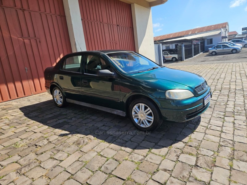 ASTRA 1.8 MPFI GL 8V GASOLINA 4P MANUAL - 1999 - VERANóPOLIS