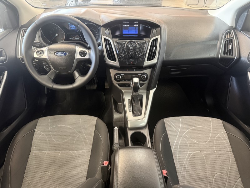FOCUS 2.0 SE 16V FLEX 4P AUTOMÁTICO - 2015 - FARROUPILHA