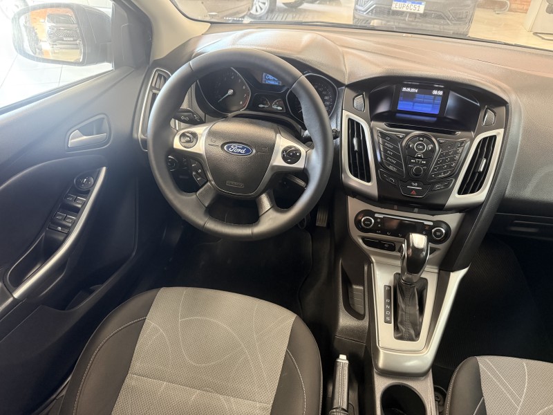 FOCUS 2.0 SE 16V FLEX 4P AUTOMÁTICO - 2015 - FARROUPILHA