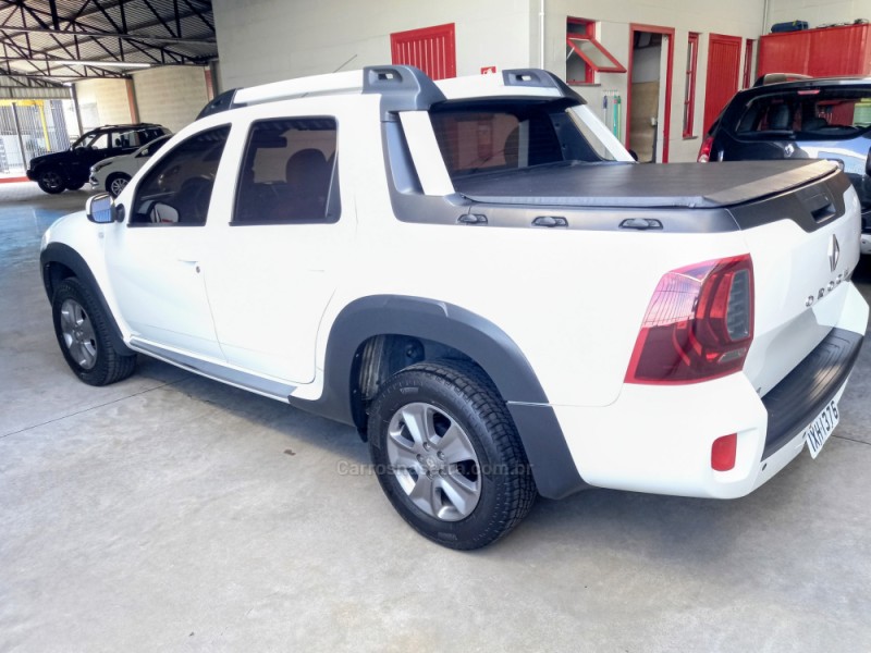 OROCH 1.6 16V DYNAMIQUE FLEX 4P MANUAL - 2016 - CAXIAS DO SUL