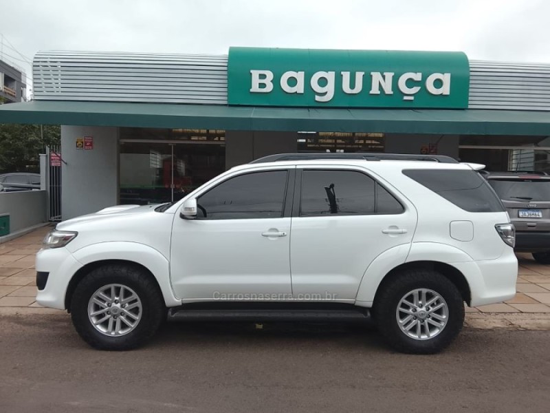 HILUX SW4 3.0 SRV 4X4 7 LUGARES 16V TURBO INTERCOOLER DIESEL 4P AUTOMÁTICO - 2015 - NOVO HAMBURGO