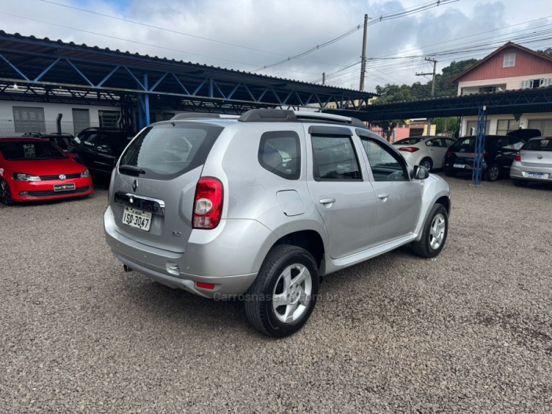 DUSTER 2.0 DYNAMIQUE 4X2 16V FLEX 4P MANUAL - 2012 - IGREJINHA