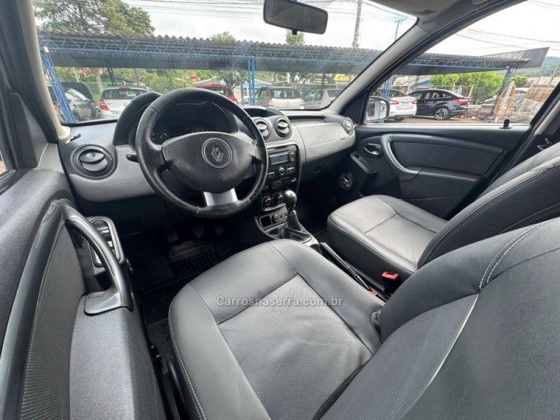 DUSTER 2.0 DYNAMIQUE 4X2 16V FLEX 4P MANUAL - 2012 - IGREJINHA
