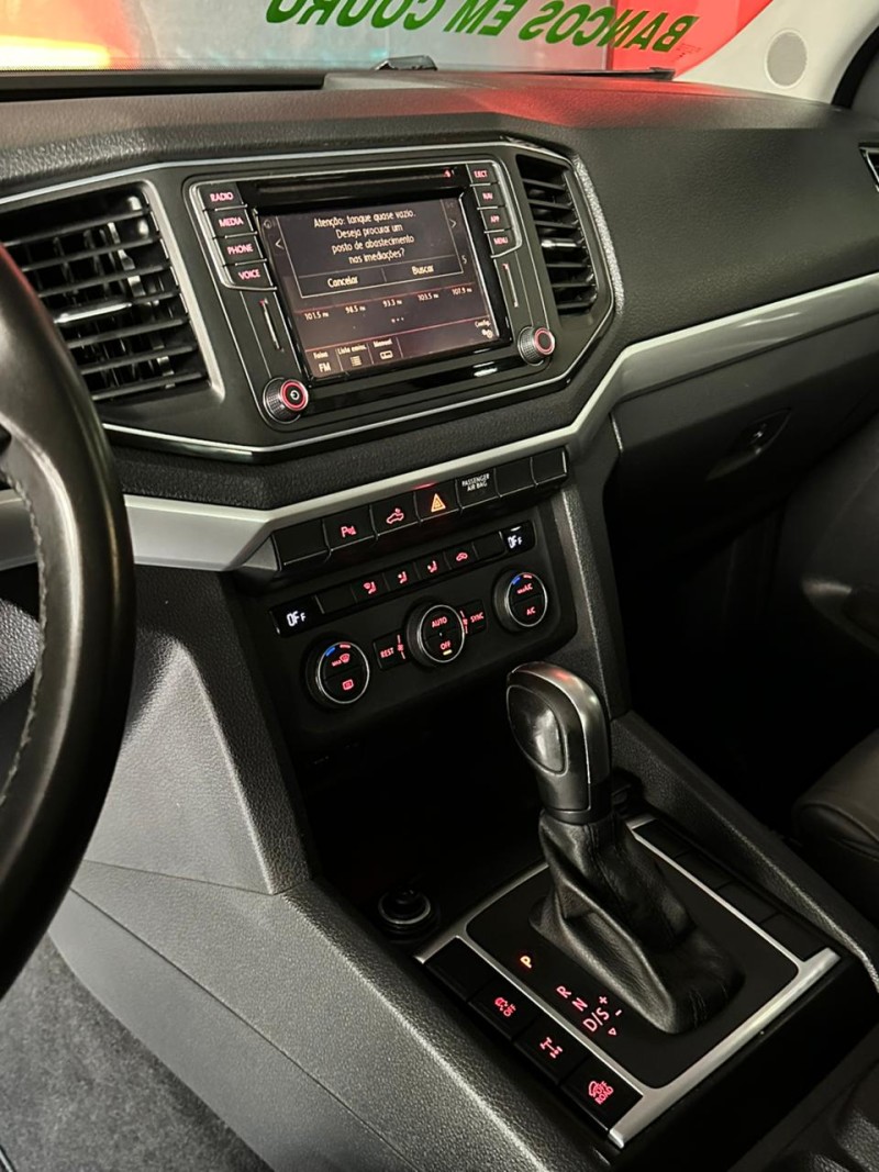 AMAROK 3.0 V6 TDI HIGHLINE CD DIESEL 4MOTION AUTOMÁTICO - 2019 - SãO LEOPOLDO