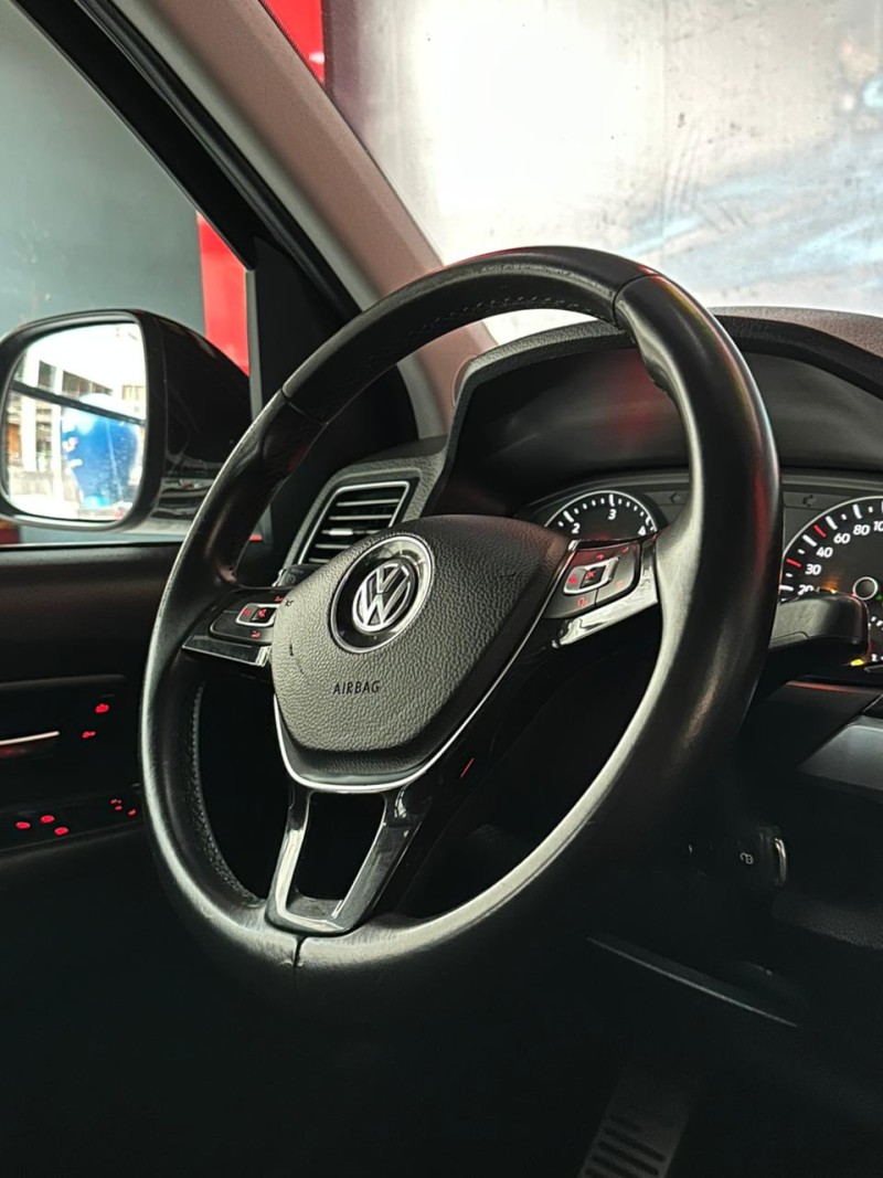 AMAROK 3.0 V6 TDI HIGHLINE CD DIESEL 4MOTION AUTOMÁTICO - 2019 - SãO LEOPOLDO