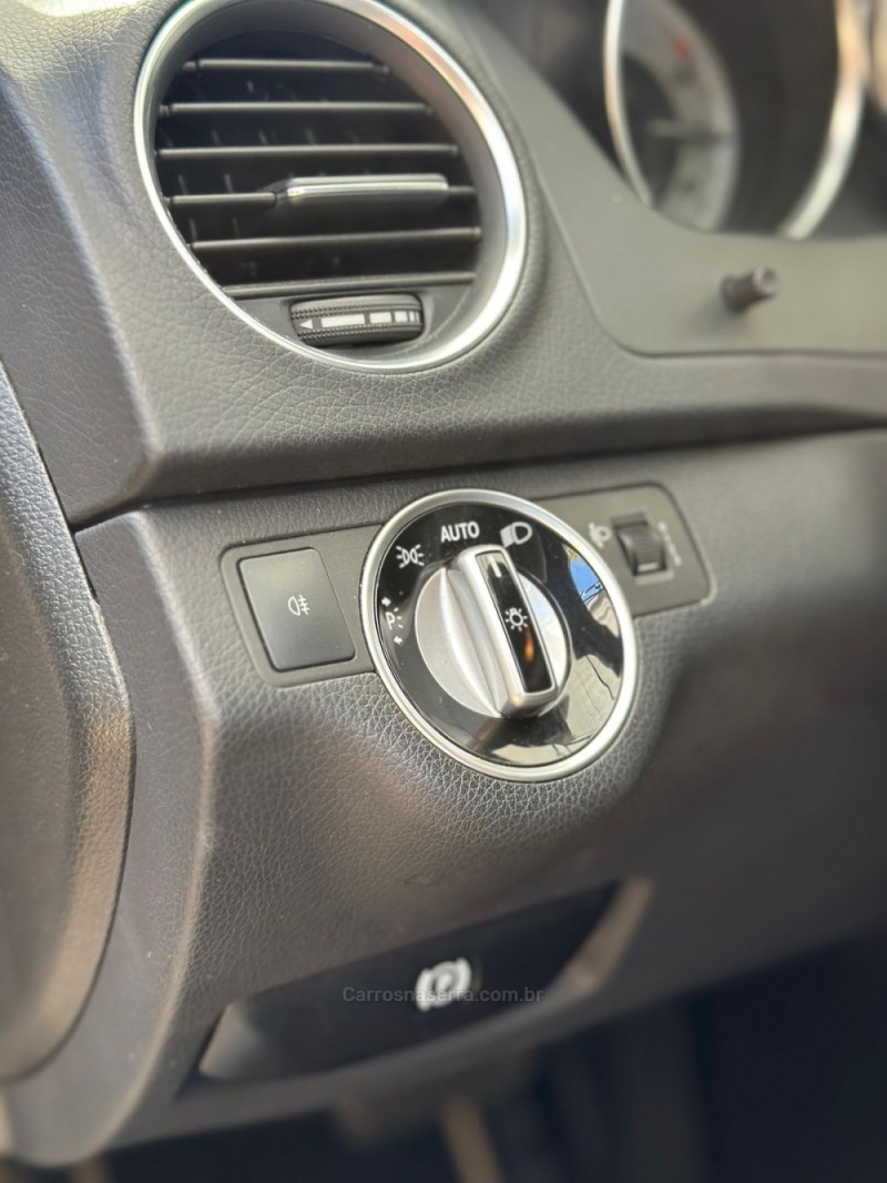 C 180 1.8 CGI COUPÉ TURBO 16V GASOLINA 2P AUTOMÁTICO - 2012 - PASSO FUNDO