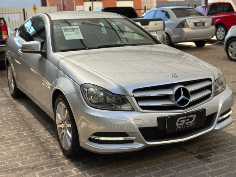 C 180 1.8 CGI COUPÉ TURBO 16V GASOLINA 2P AUTOMÁTICO - 2012 - PASSO FUNDO