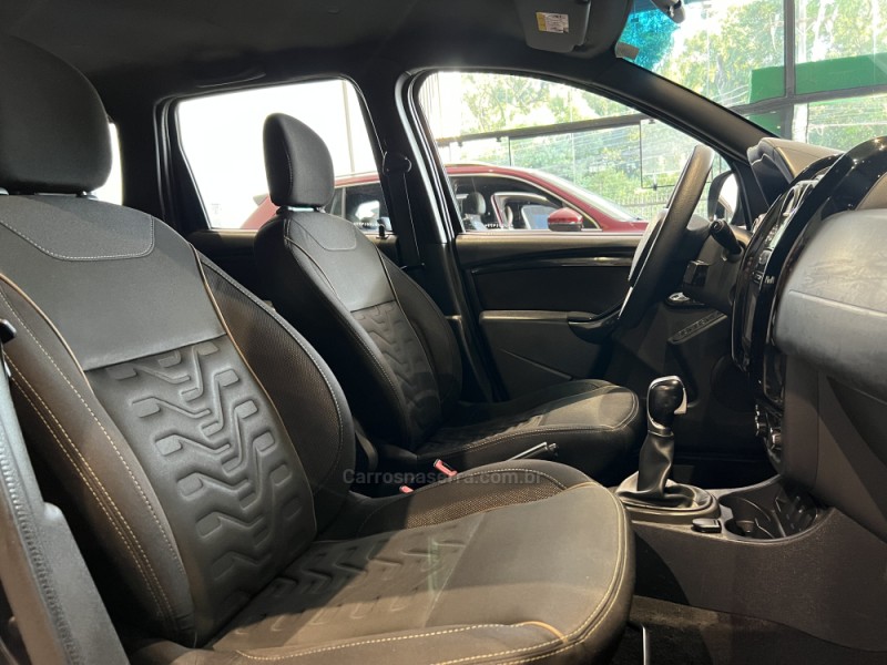 DUSTER 2.0 DYNAMIQUE 4X2 16V FLEX 4P AUTOMÁTICO - 2017 - CAXIAS DO SUL