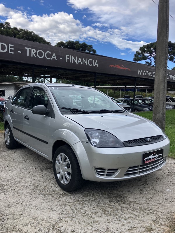 FIESTA 1.6 MPI SEDAN 8V FLEX 4P MANUAL - 2005 - CAXIAS DO SUL