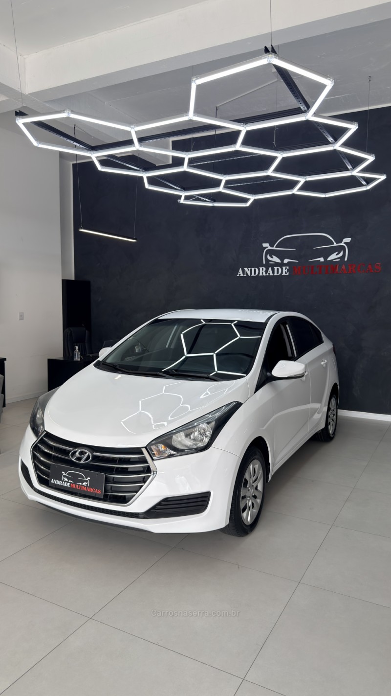 HB20S 1.0 COMFORT PLUS 12V FLEX 4P MANUAL - 2017 - CAXIAS DO SUL