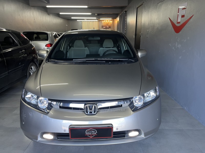 CIVIC 1.8 LXS 16V FLEX 4P MANUAL - 2008 - CAXIAS DO SUL