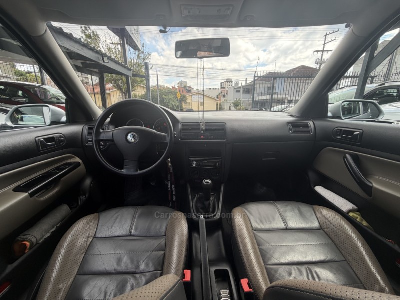 GOLF 1.6 MI SPORTLINE 8V FLEX 4P MANUAL - 2008 - CAXIAS DO SUL