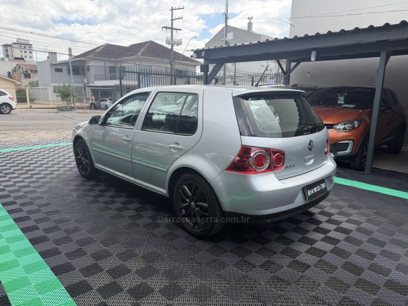 GOLF 1.6 MI SPORTLINE 8V FLEX 4P MANUAL - 2008 - CAXIAS DO SUL