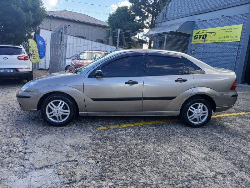 FOCUS 2.0 GLX 16V FLEX 4P AUTOMÁTICO - 2005 - FARROUPILHA