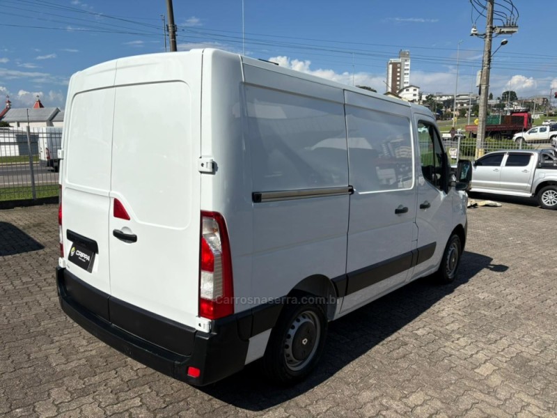 MASTER 2.3 FURGÃO L1H1 16V TURBO INTERCOOLER DIESEL 4P MANUAL - 2023 - FARROUPILHA